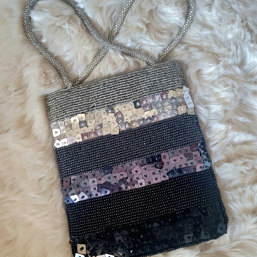 Elegant Silver and Black Sequin Women's Bag